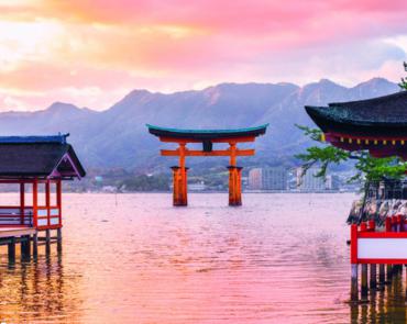 Floating Torri Gate on Miyajima Island Floating Torri Gate on Miyajima Island