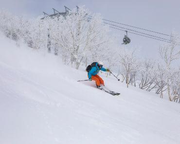 Expert Ski Run in Tomamu Expert Ski Run in Tomamu